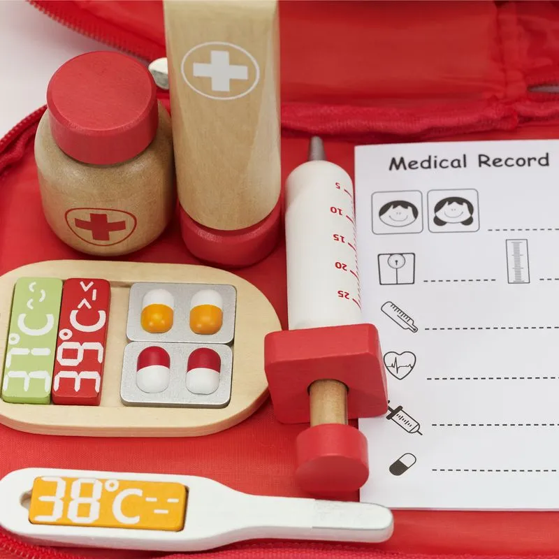 Classic World Doctor Case Red