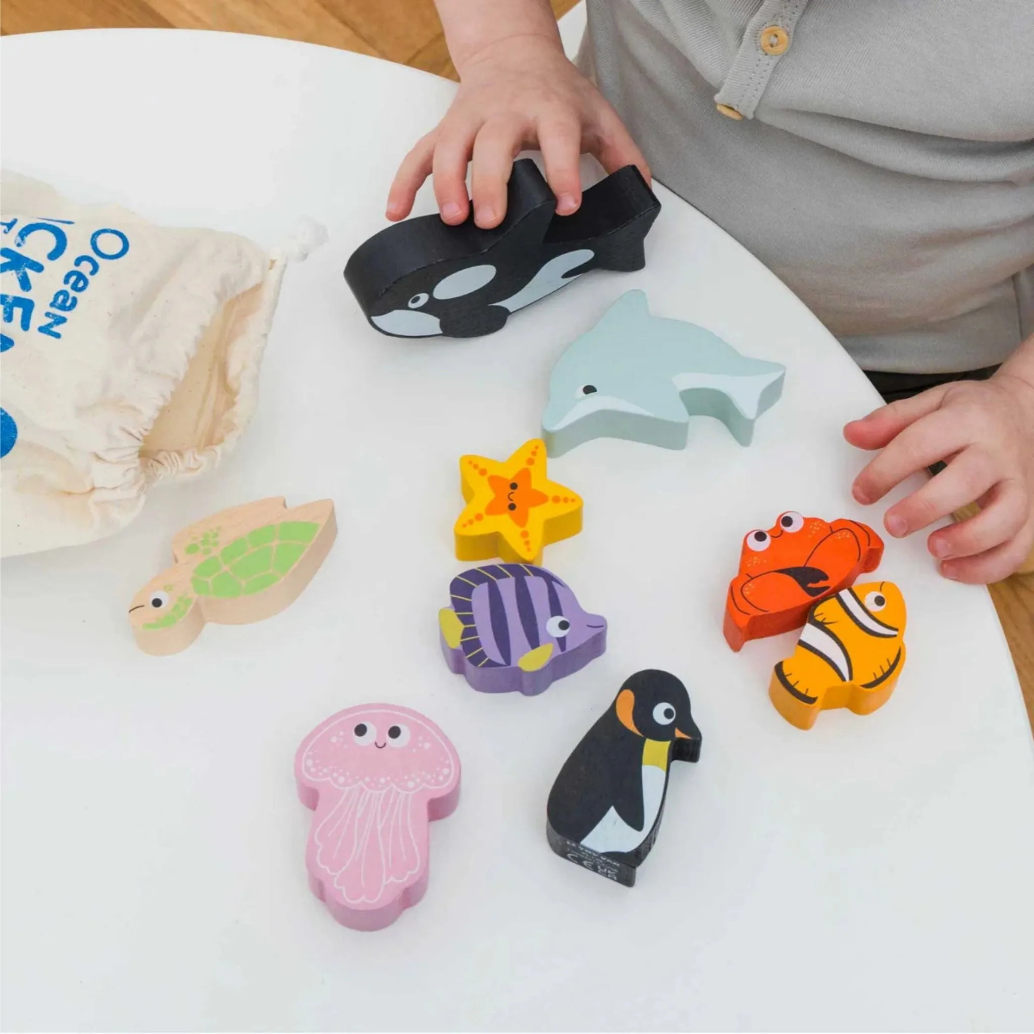 Le Toy Van Ocean Stacking Animals